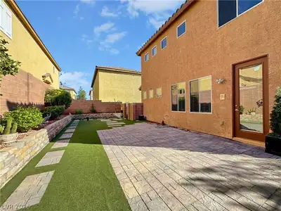8122 Retriever Avenue, Las Vegas, NV 89147 Patio