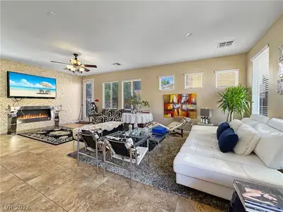 8122 Retriever Avenue, Las Vegas