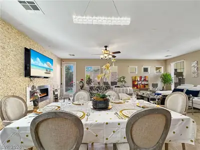 8122 Retriever Avenue, Las Vegas, NV 89147 Dining Area