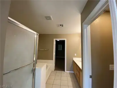 136 Temple Wood Court, Las Vegas, NV 89148 Primary Bathroom