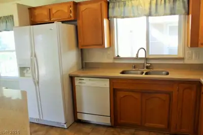 361 West INVERNESS Avenue Kitchen