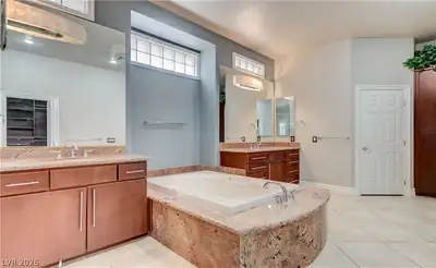 9618 Bella Citta Street, Las Vegas, NV 89178 Primary Bathroom