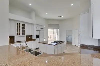 304 Terrace View Court, Las Vegas, NV 89144 Kitchen
