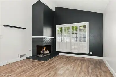5704 Pearldrop Avenue, Las Vegas, NV 89107 Living Room