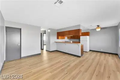 1641 North Lamont Street D Las Vegas, NV 89115
