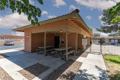 449 North Lamb Blvd G, Las Vegas, NV 89110 Patio