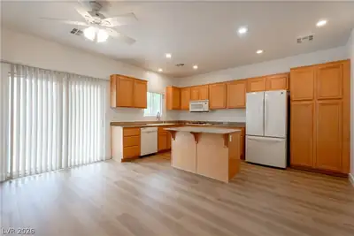 3148 East Eldorado Lane, Las Vegas, NV 89120 Kitchen