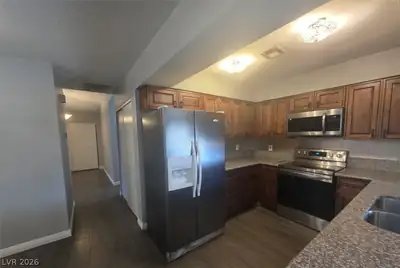 3988 Topawa Drive, Las Vegas, NV 89103 Kitchen