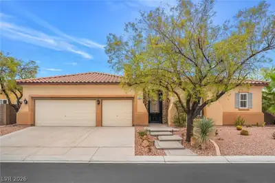 7904 Galloping Hills Street, Las Vegas, NV 89113 Front of Structure