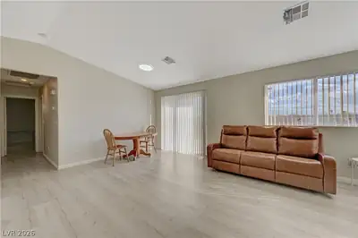 2025 Hollow Oak Avenue, North Las Vegas, NV 89031 Living Room