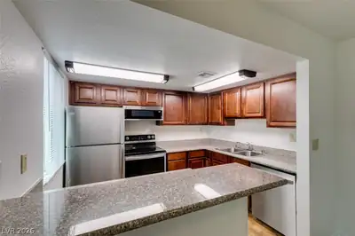 5240 Indian River Drive 273, Las Vegas, NV 89103 Kitchen