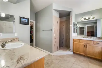 5090 Balhurst Court, Pahrump, NV 89061 Primary Bathroom