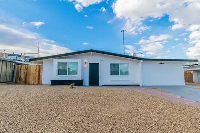 1604 Basswood Avenue, North Las Vegas, NV 89030 Front of Structure
