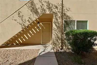 1856 North Decatur Boulevard 101, Las Vegas, NV 89108 Entry