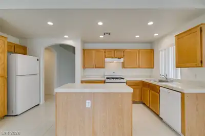 1920 Sondrio Drive, Las Vegas, NV 89134 Kitchen