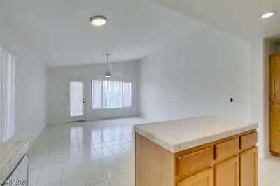 1920 Sondrio Drive, Las Vegas, NV 89134 Living Room