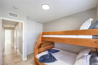 6931 Wedgewood Way, Las Vegas, NV 89147 Bedroom