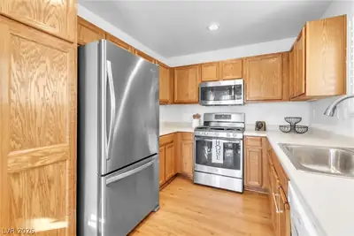 10470 Fancy Fern Street, Las Vegas, NV 89183 Kitchen