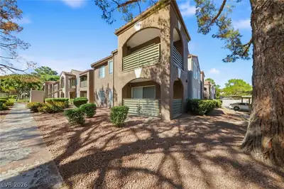 2121 Sealion Drive 104, Las Vegas