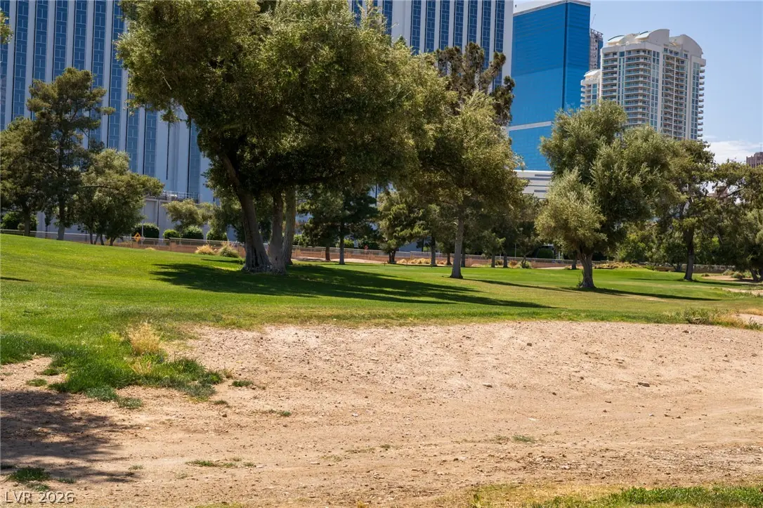 2855 Geary Place 3215, Las Vegas, NV 89109