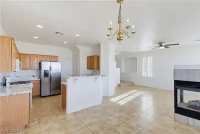 211 Priority Point Street, Henderson, NV 89012 Kitchen