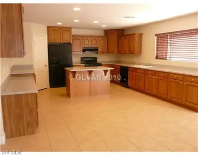 5387 Winning Spirit Lane, Las Vegas, NV 89113 Kitchen