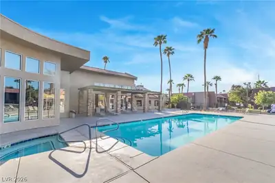 5332 River Glen Drive 400, Las Vegas, NV 89103 Pool