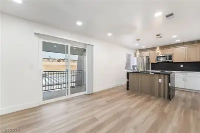 5332 River Glen Drive 400, Las Vegas, NV 89103 Living Room