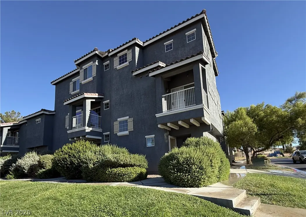 5975 Barbosa Drive 2, North Las Vegas, NV 89031