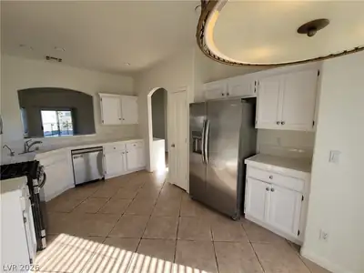 620 Coolidge Avenue, Henderson, NV 89015 Kitchen