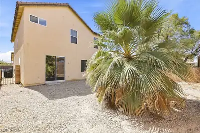 6332 Pronghorn Ridge Avenue, Las Vegas, NV 89122 Yard