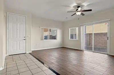 9303 Gilcrease Avenue 1105, Las Vegas, NV 89149 Living Room