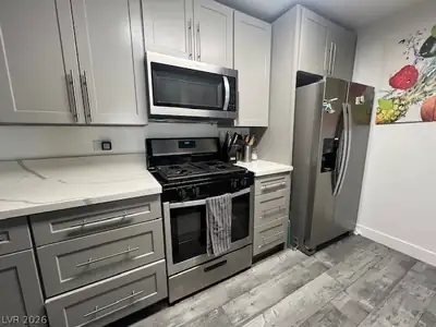 8250 North Grand Canyon Drive 2047, Las Vegas, NV 89166 