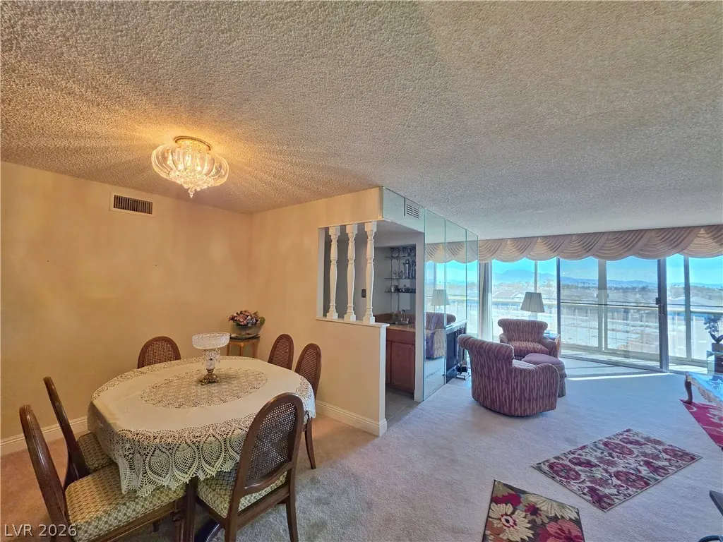 745 North Royal Crest Circle 143, Las Vegas, NV 89169