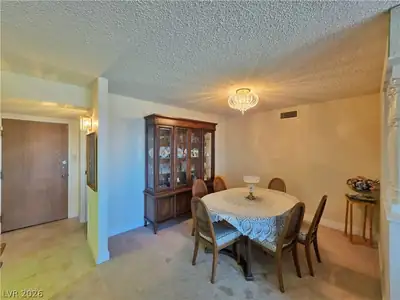 745 North Royal Crest Circle 143, Las Vegas, NV 89169 Dining Area
