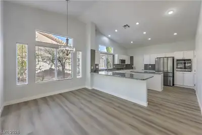 7411 Bridlehorne Avenue, Las Vegas, NV 89131 Dining Area