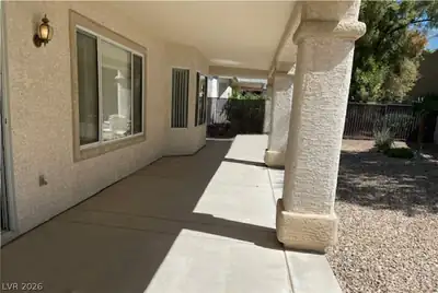 1604 WELLINGTON SPRING Avenue NA, Henderson, NV 89052 Patio