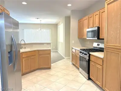 1604 WELLINGTON SPRING Avenue NA, Henderson, NV 89052 Kitchen
