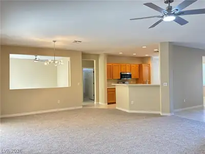 1604 WELLINGTON SPRING Avenue NA, Henderson, NV 89052 Living Room