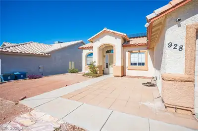 928 Ashford Way, Henderson, NV 89015 Front of Structure