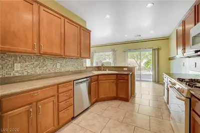 2612 Rock Pigeon Avenue, North Las Vegas, NV 89084 Kitchen
