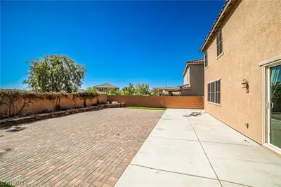 4409 Duck Harbor Avenue, North Las Vegas, NV 89031 Yard