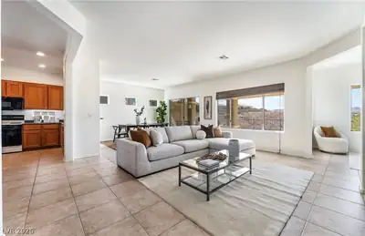 2795 Scotts Valley Drive, Henderson, NV 89052 Living Room