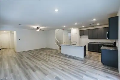 2815 Agueda Place, Henderson, NV 89044 Kitchen