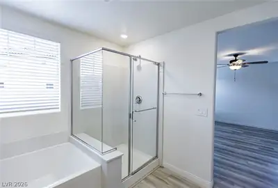 2815 Agueda Place, Henderson, NV 89044 Primary Bathroom
