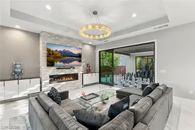 38 Grey Feather Drive, Las Vegas, NV 89135 