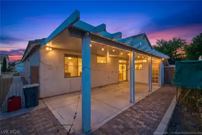8210 Shallow River Court, Las Vegas, NV 89117 Patio