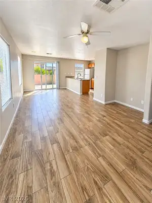 2050 Lost Maple Street, Las Vegas, NV 89115 Living Room