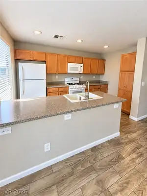 2050 Lost Maple Street, Las Vegas, NV 89115 Kitchen