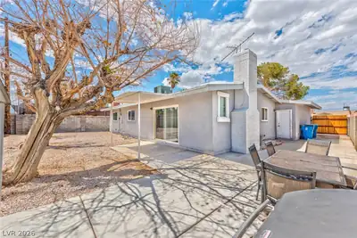 4421 Hillcrest Avenue, Las Vegas, NV 89102 Back of Structure